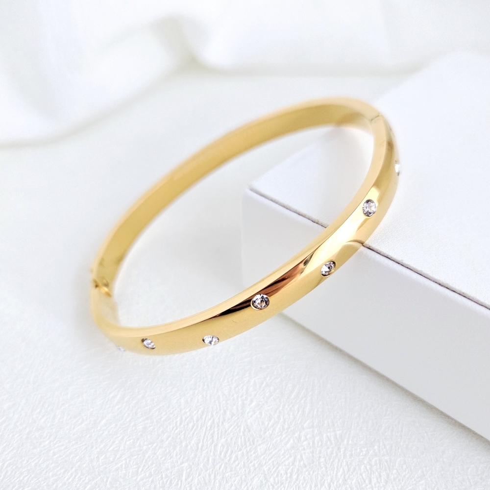 Gold Floating Zircon Diamond Bangle Bracelet